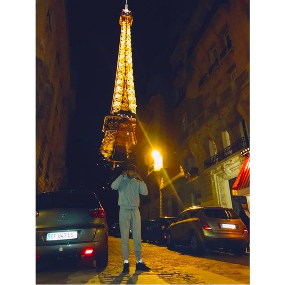 Armani Flash - Picture 1 of 6